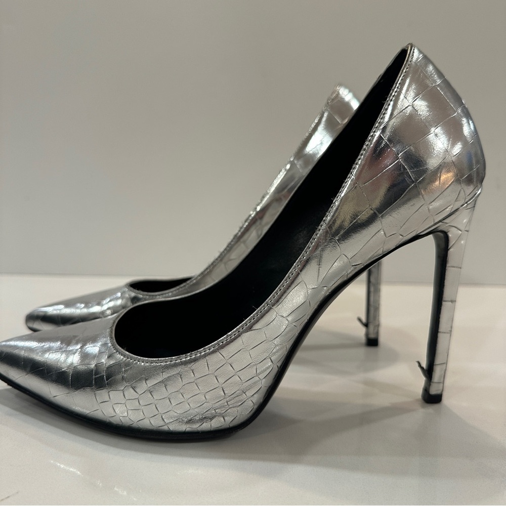 Yves Saint Laurent Paris Stiletto Pumps Sz 39 Silver Metallic Heels Texture - Picture 11 of 16